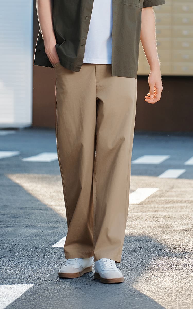 メンズ黒ファッション パンツ ゆったりシルエットストレートパンツ