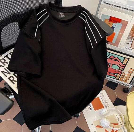 メンズ 黒 ファッション メンズ黒半袖ラインデザイン丸首カットソー