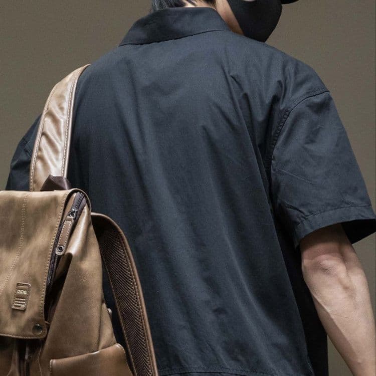 メンズ黒ファッション シャツ シンプル半袖胸ポケット付き