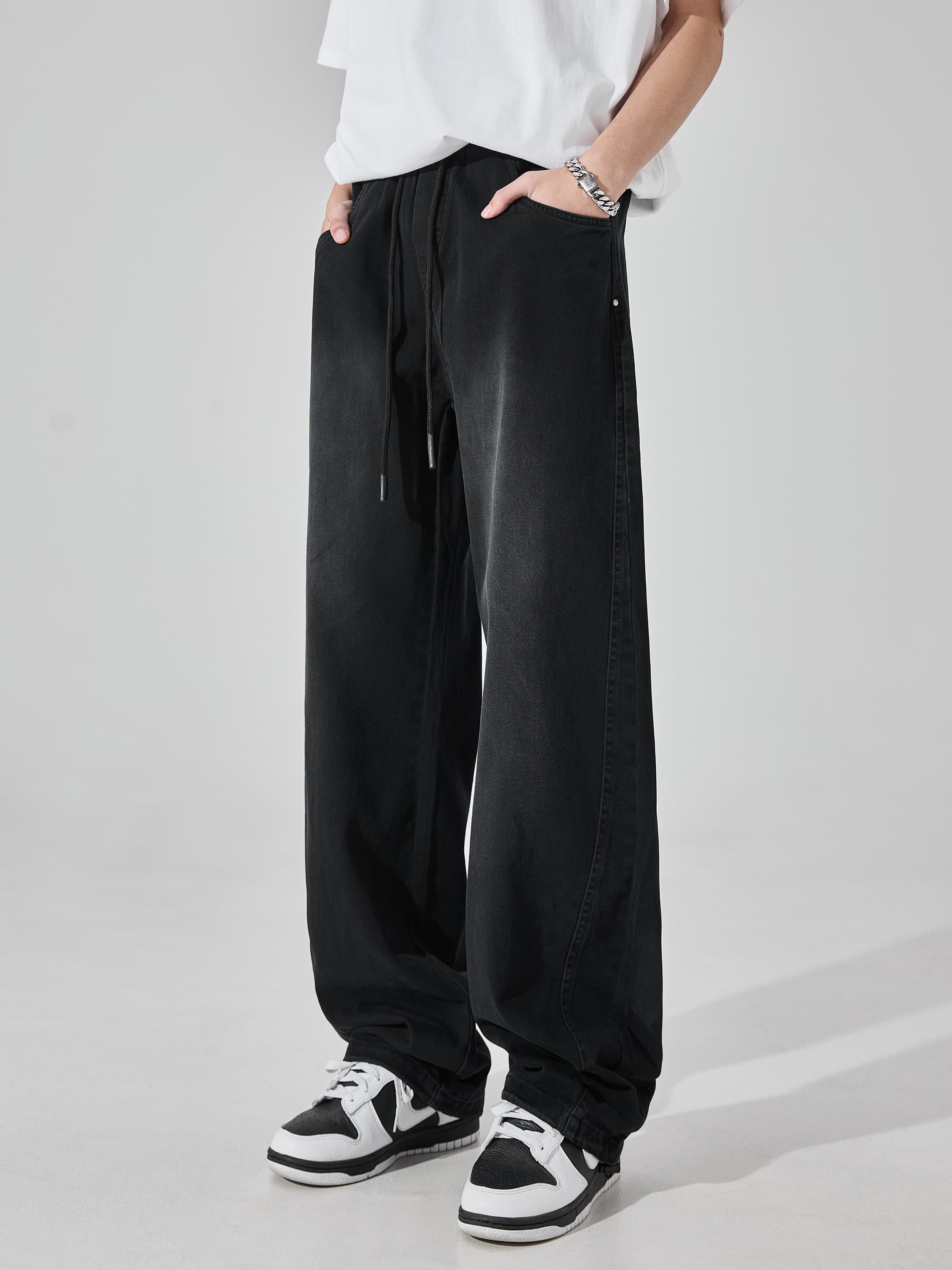 メンズ黒ファッション パンツ ワイドシルエット ドローコードパンツ