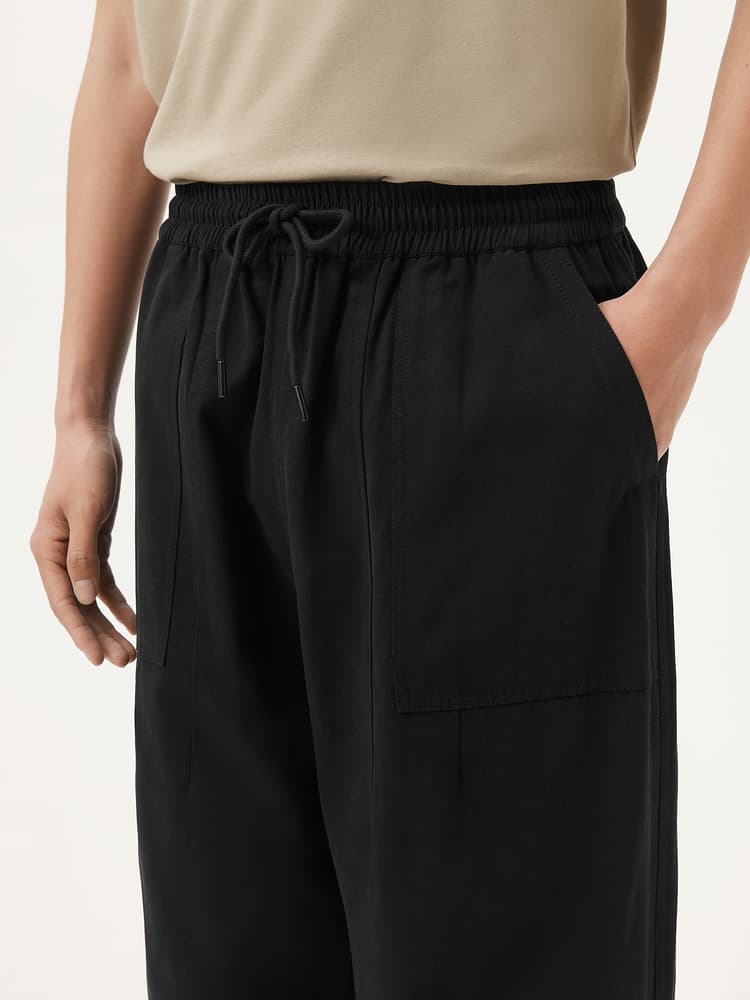メンズ黒ファッション パンツ ゆったりシルエット リラックスパンツ
