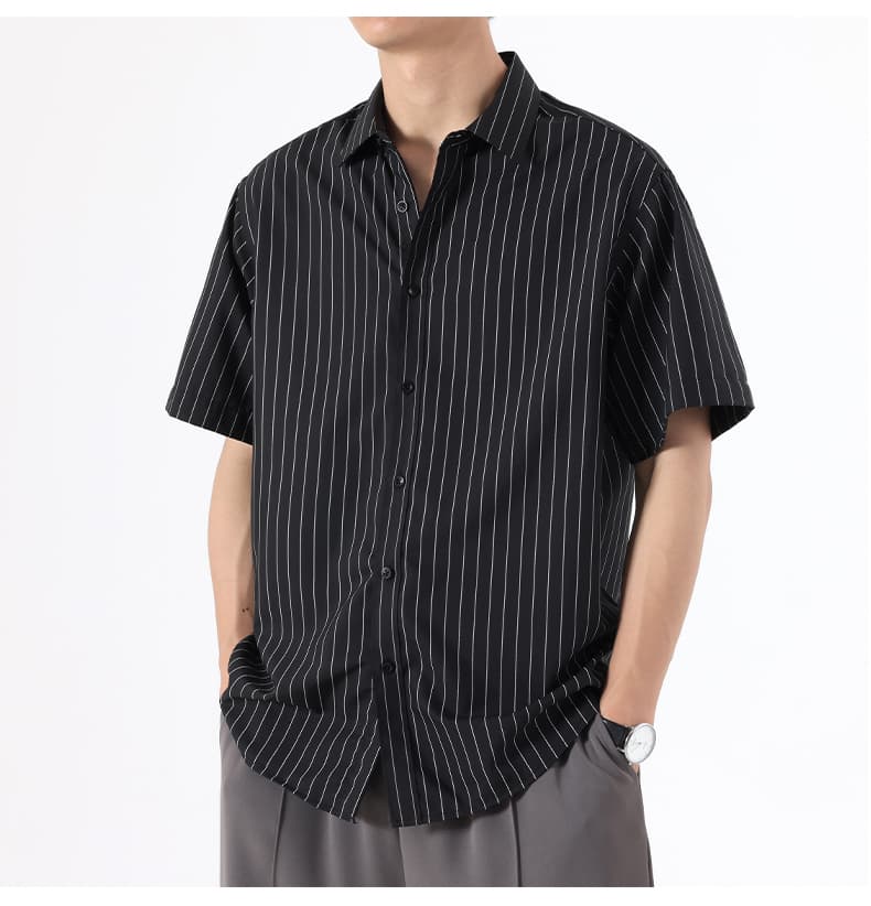 メンズ 黒 ファッション 洗練ストライプ半袖シャツ