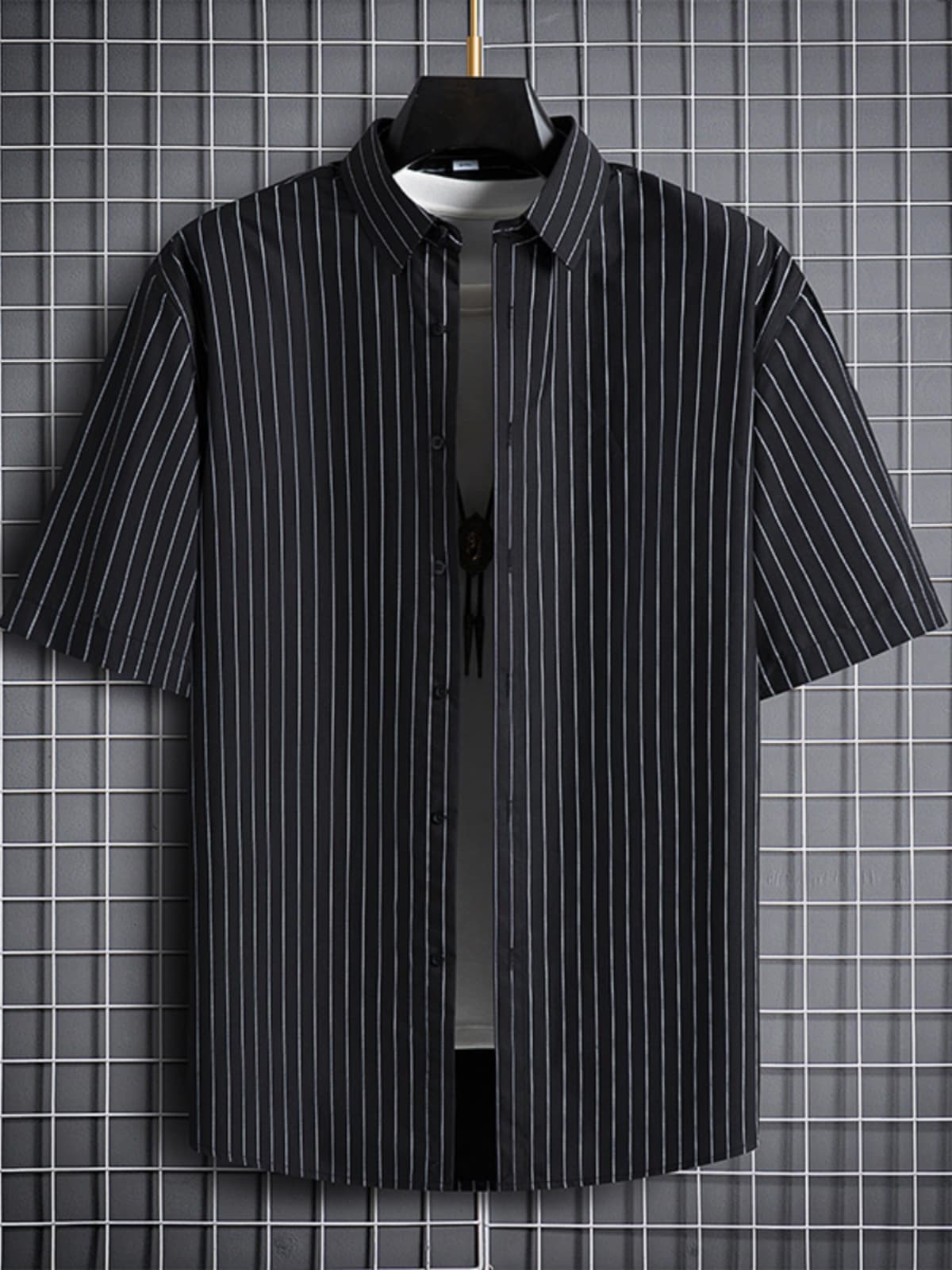 メンズ 黒 ファッション 洗練ストライプ半袖シャツ