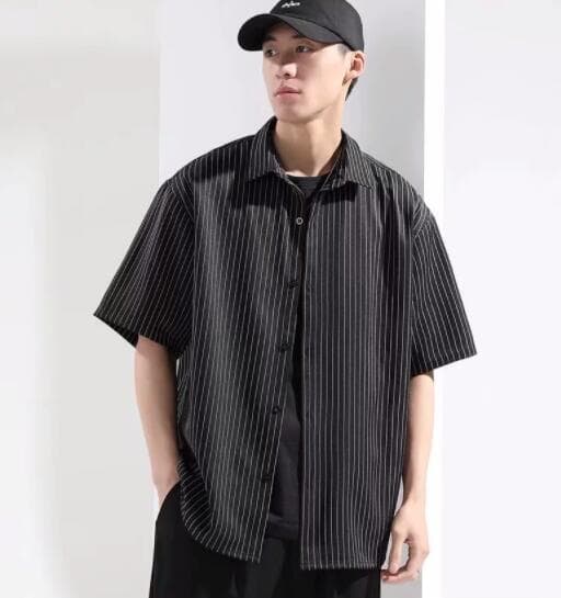 メンズ 黒 ファッション メンズ黒縦縞半袖シャツ