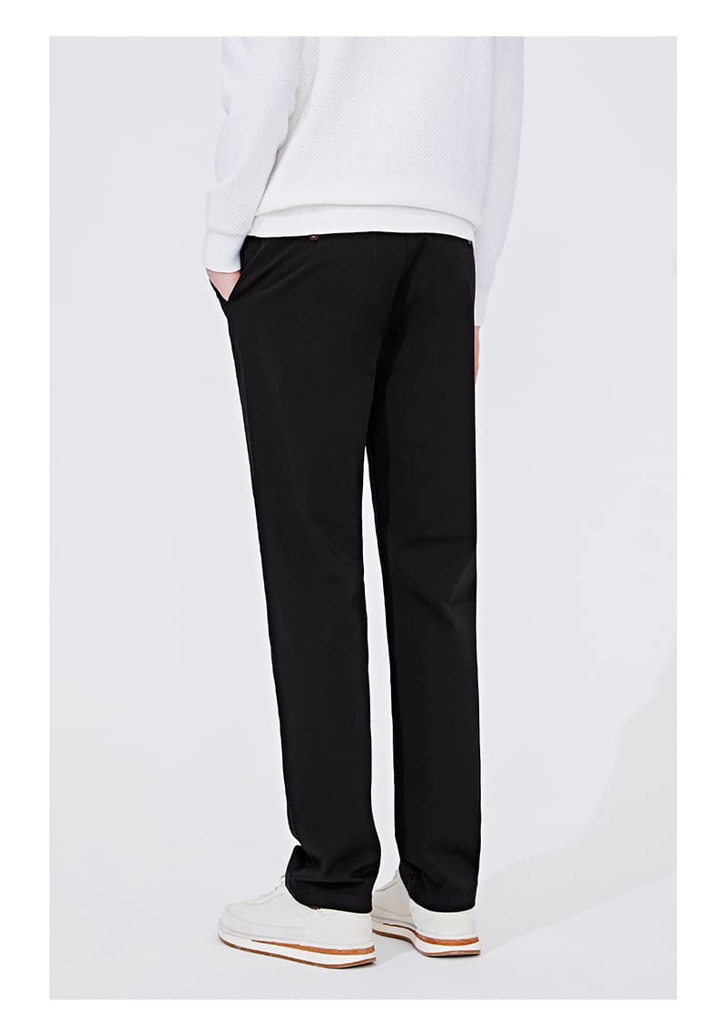 メンズ 黒 ファッション パンツ すっきりとしたシルエットのスラックス