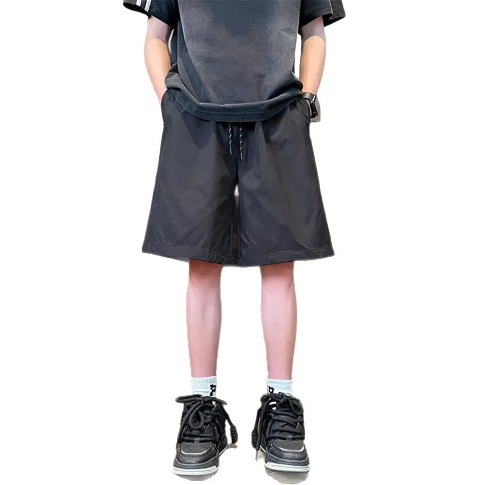 メンズ 黒 ファッション 三角ロゴ入りゆったりハーフパンツ